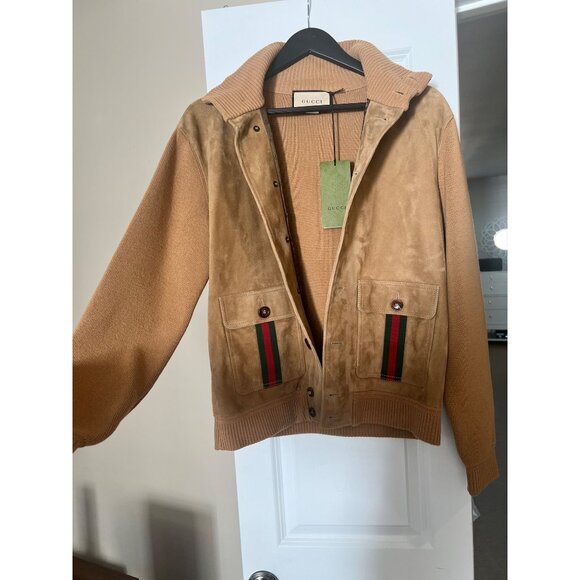 Gucci Unisex XS Tan Suede with Knit & Signature Stripe Accents (NWT) - Picture 4 of 10